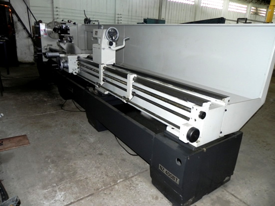 Torno Mecânico NZ400